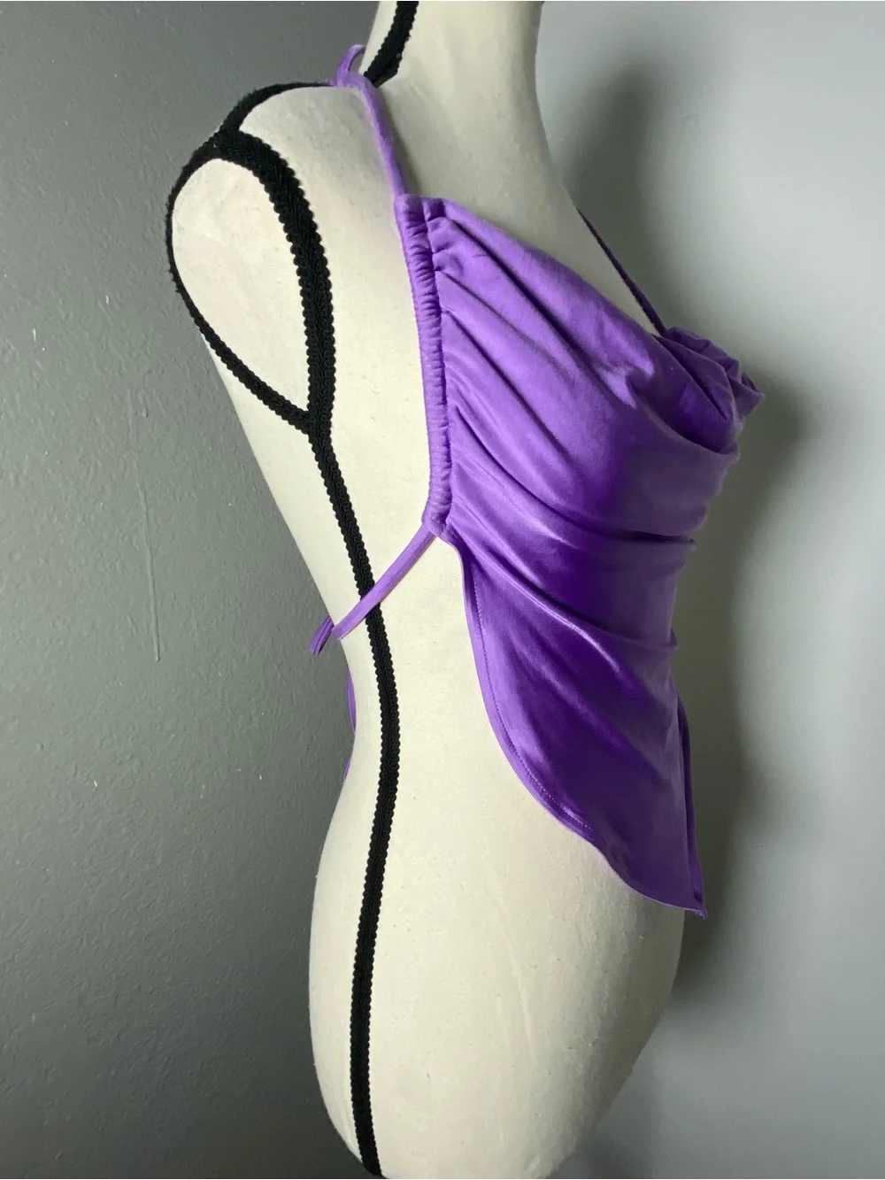 Frankie’s Bikinis Purple Handkerchief Bikini Top Size Small